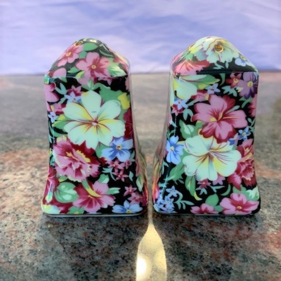 Royal Cotswolds Salt and Pepper Shakers, Goldinger China 15914 - Picture 6 of 8